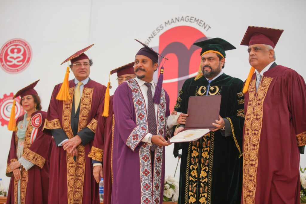 IoBM Celebrates 25th Annual Convocation; 1374 Degrees Awarded