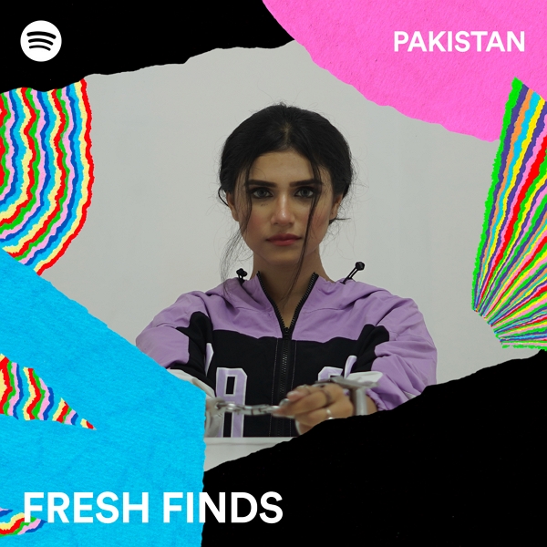 The 17-year-old budding vocalist, Nehaal Naseem is the latest discovery of Spotify’s signature Fresh Finds Pakistan. With her debut track ‘Beqadra’ continuously