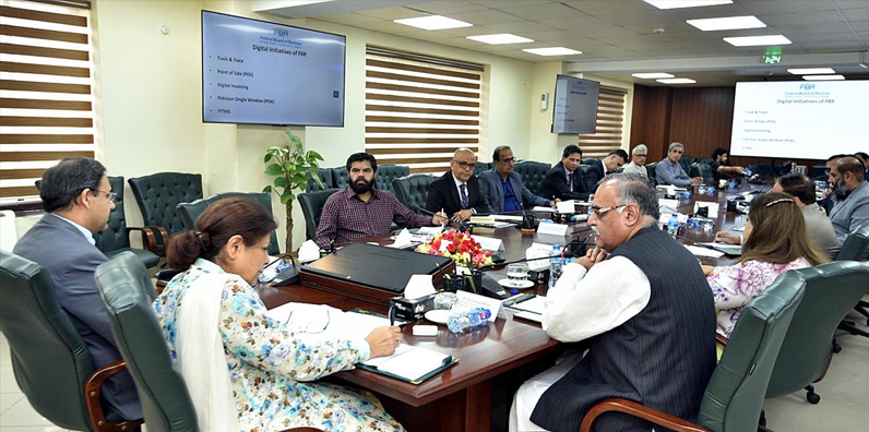 Shamshad Akhtar chairs meeting to deliberate measures to digitalize national economy