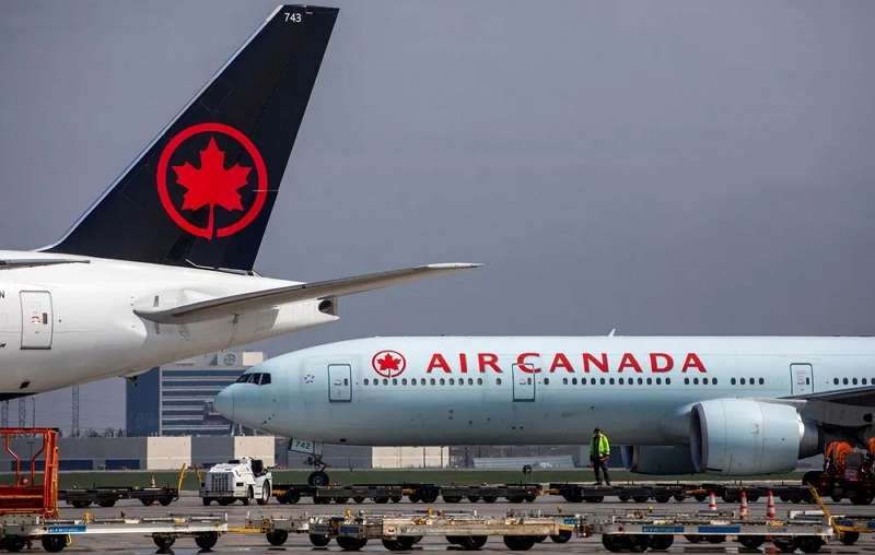 Air Canada Passenger Falls Out of Boeing 777 After Opening Door in Unusual Incident