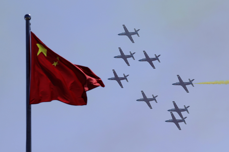 US Admiral Warns China Set to Surpass US as World's Largest Air Force