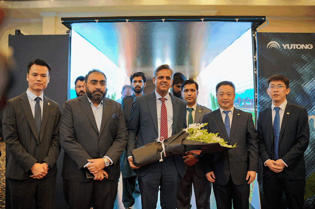 Chinese Bus Giant Yutong Signs Multi-Million Pakistan Contract for 400 Electric Buses