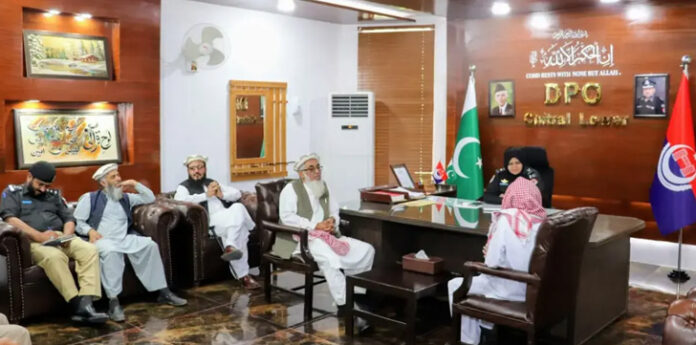 DPO Lower Chitral Resham Jahangir Seeks Ulema’s Support in Anti-Drug Campaign and Youth Awareness